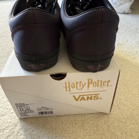 Women's Vans - Picture 3 of 4